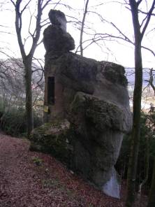 Der Frauenstein von Riedenburg im Altmühltal